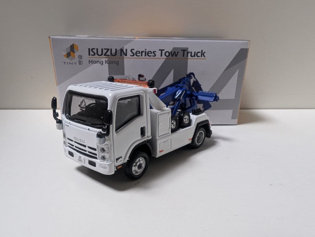 ISUZU N Series Tow Truck ミニカー
