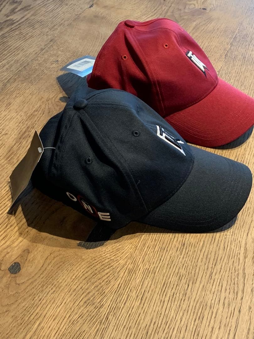 【新品未使用】Nike GOLF タイガーウッズ キャップ 2点セット