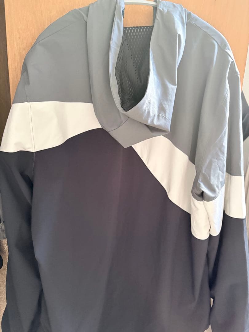 Under Armour フード付きウィンドブレーカー XXL