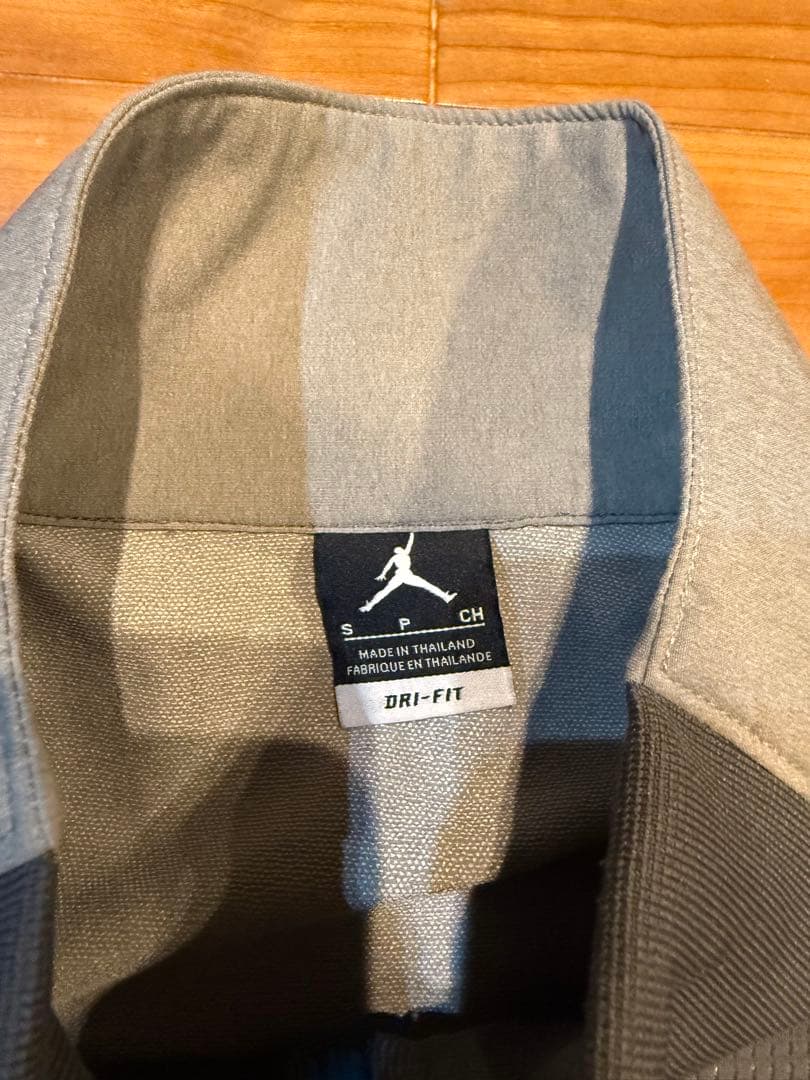 ジョーダン　Jordan ウォームアップジャケット グレー　Sサイズ