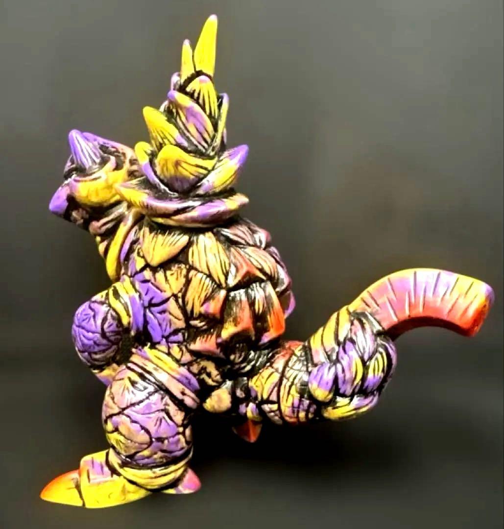 ソフビ果獣パインダム マーブル彩色版 10体限定 当選品