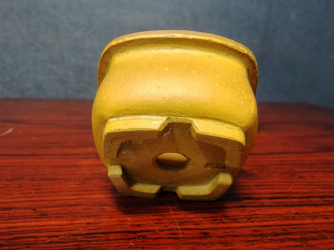 盆栽小鉢　　【和雀】　　希少品　　早い者勝ち