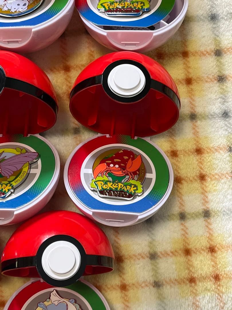 ポケパークカントー　ピンズ　13個セット