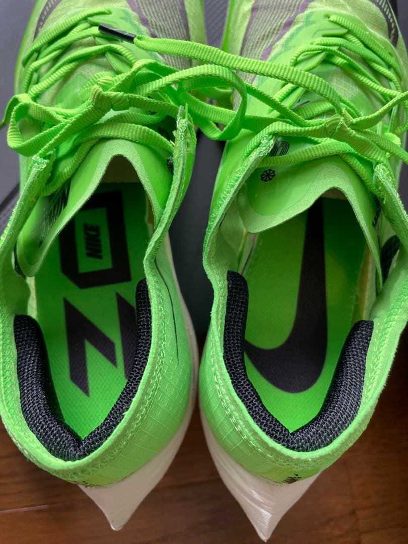 値下！［未使用］ NikeズームX ヴェイパーフライネクスト％25.5cm