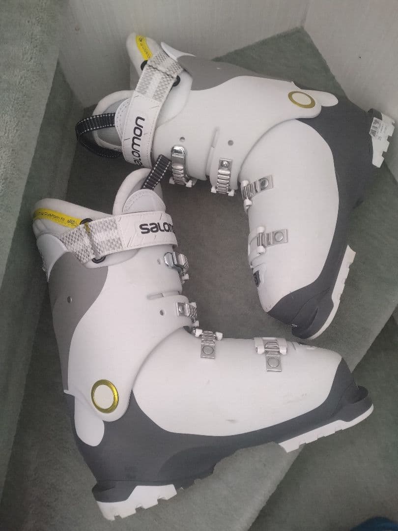 【美品☆】25.0cm　SALOMONスキーブーツ♪　送料無料！