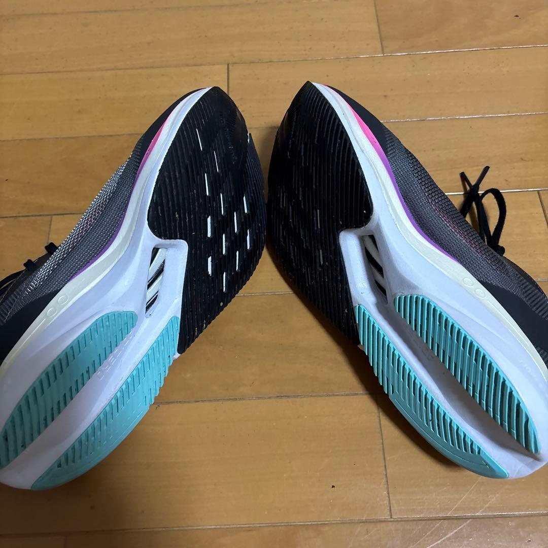 adidasランニングジューズ