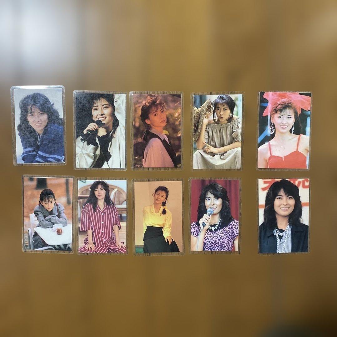 「【レア】中山美穂 若い頃 ＋コンサートパンフ 当時物」