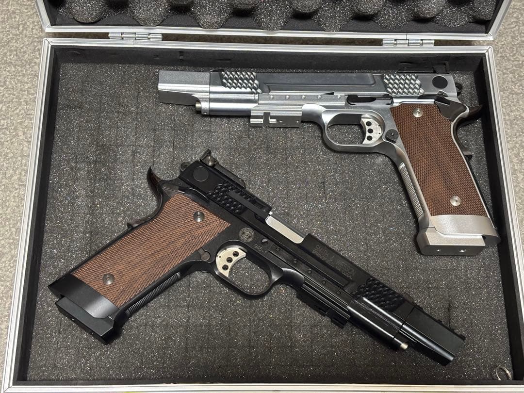 KSC / M945 フルハウス シルバー ブラック 2丁セット ケース付き