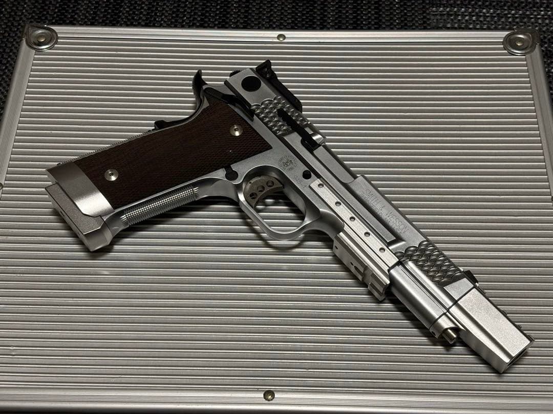 KSC / M945 フルハウス シルバー ブラック 2丁セット ケース付き