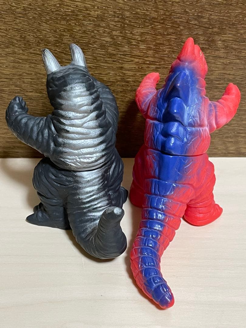 宇宙戦士がやってきた！怪獣軍団 Super Dino Monsters パチ怪獣