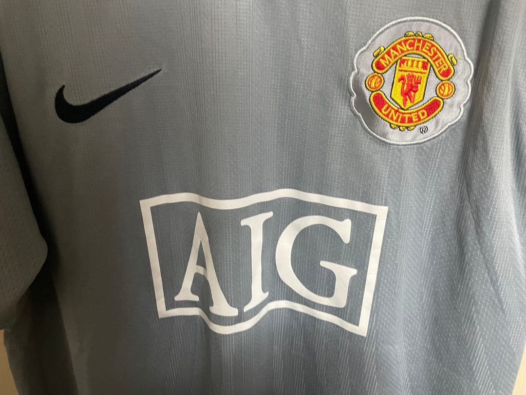 マンチェスターユナイテッド Nike サッカーシャツ 古着 キーパーシャツ 半袖