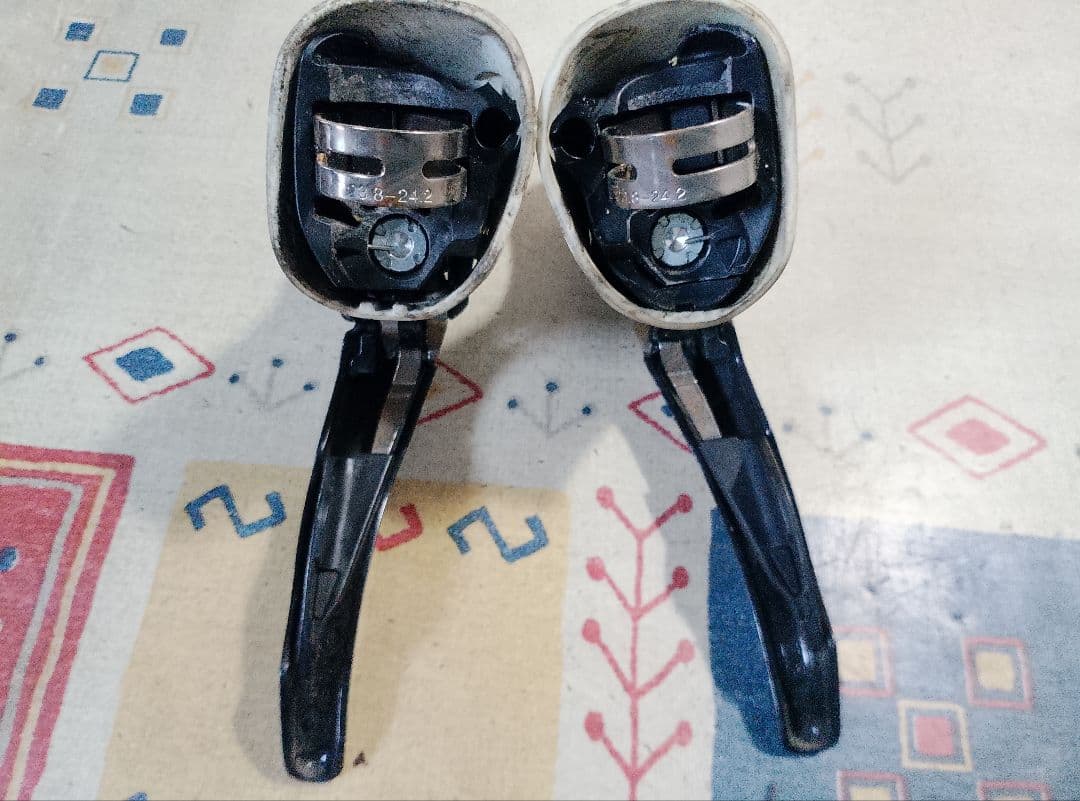 Stiレバー Shimano105