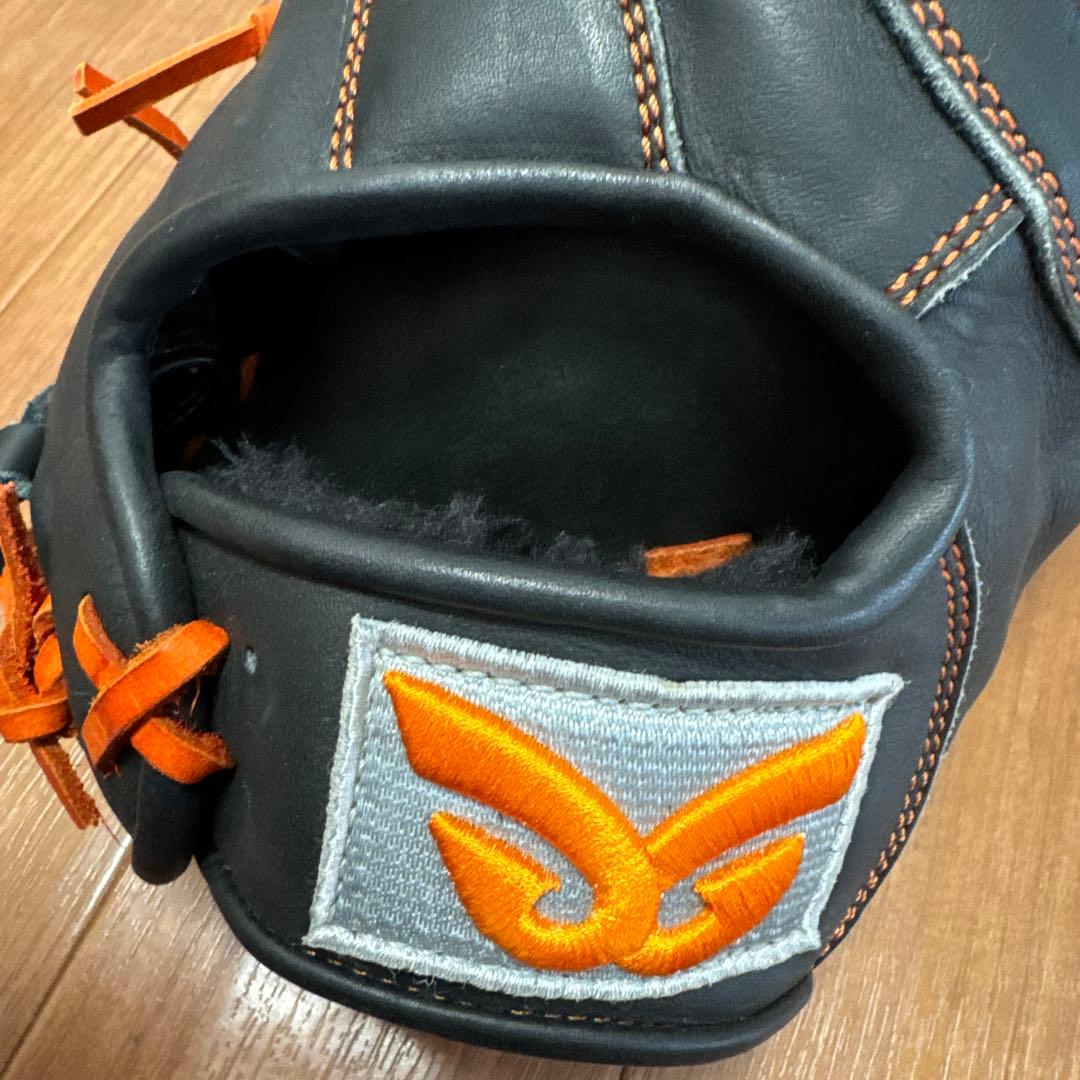 未使用 グロム（GLOM）軟式ファーストミット 湯もみ型付け済み