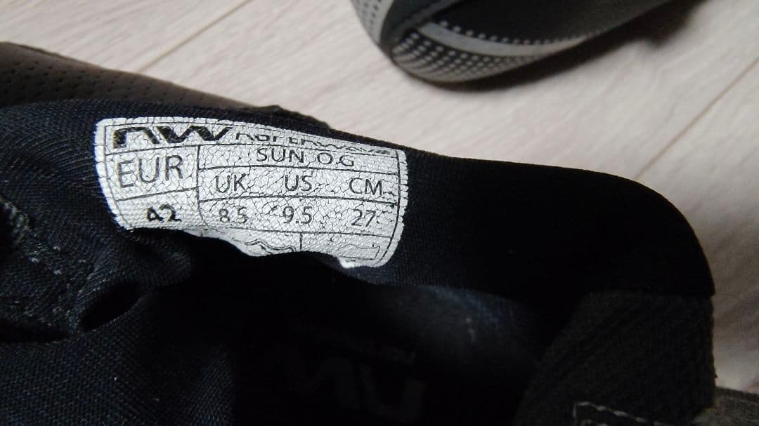 ノースウェイブ シリウス R GTX 42サイズ