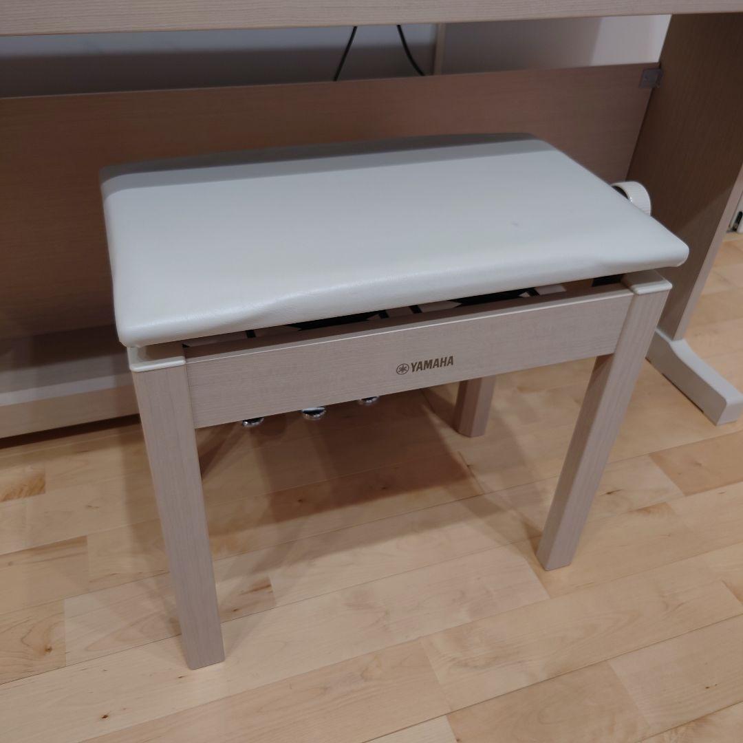 YAMAHA ARIUS YDP-164 椅子