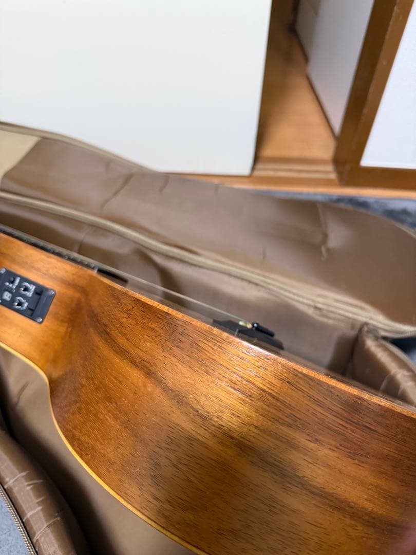 ギター Taylor GS Mini e-Koa