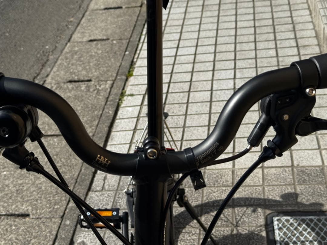 ブロンプトン　M6L ブラックラッカー