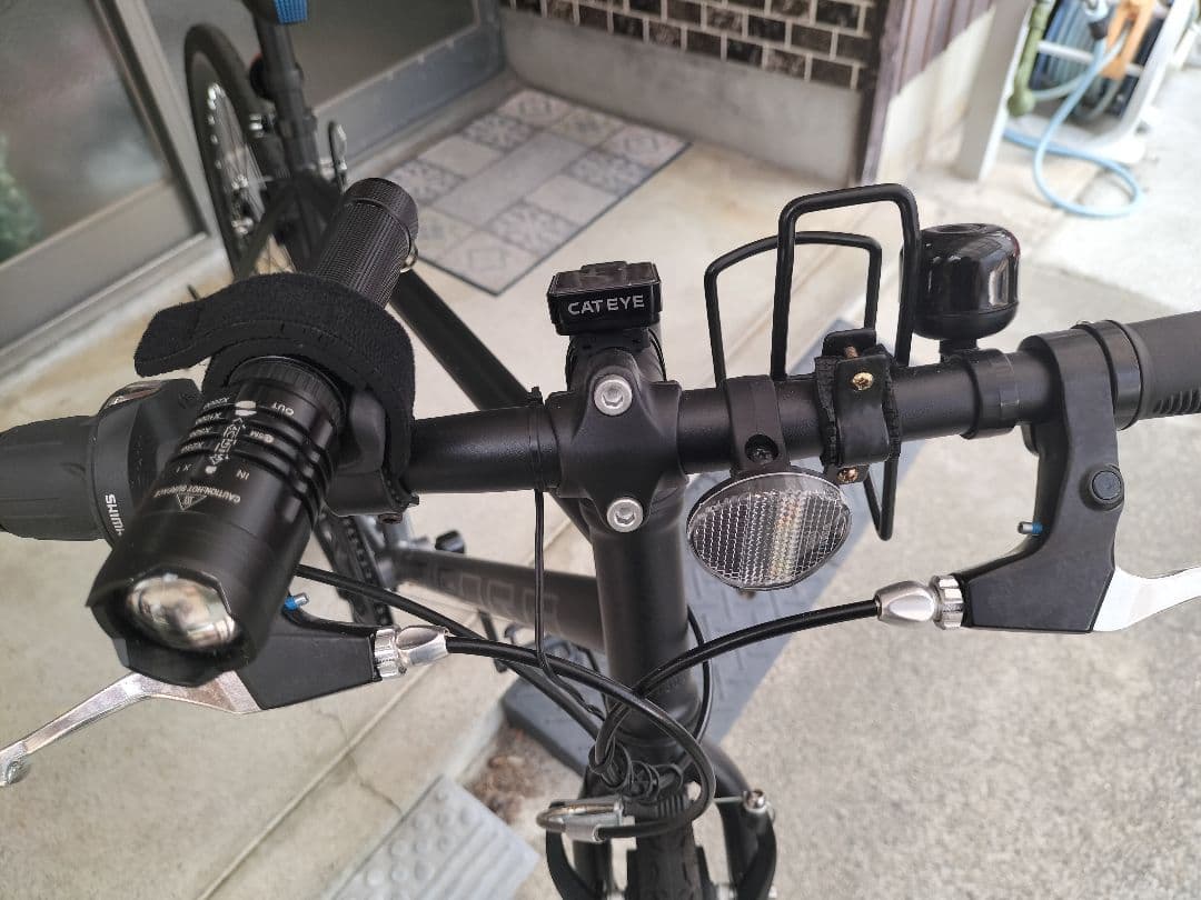 大幅値引き‼️ほぼ新品‼️TIGORA 27インチ クロスバイク　彦根市渡し限定