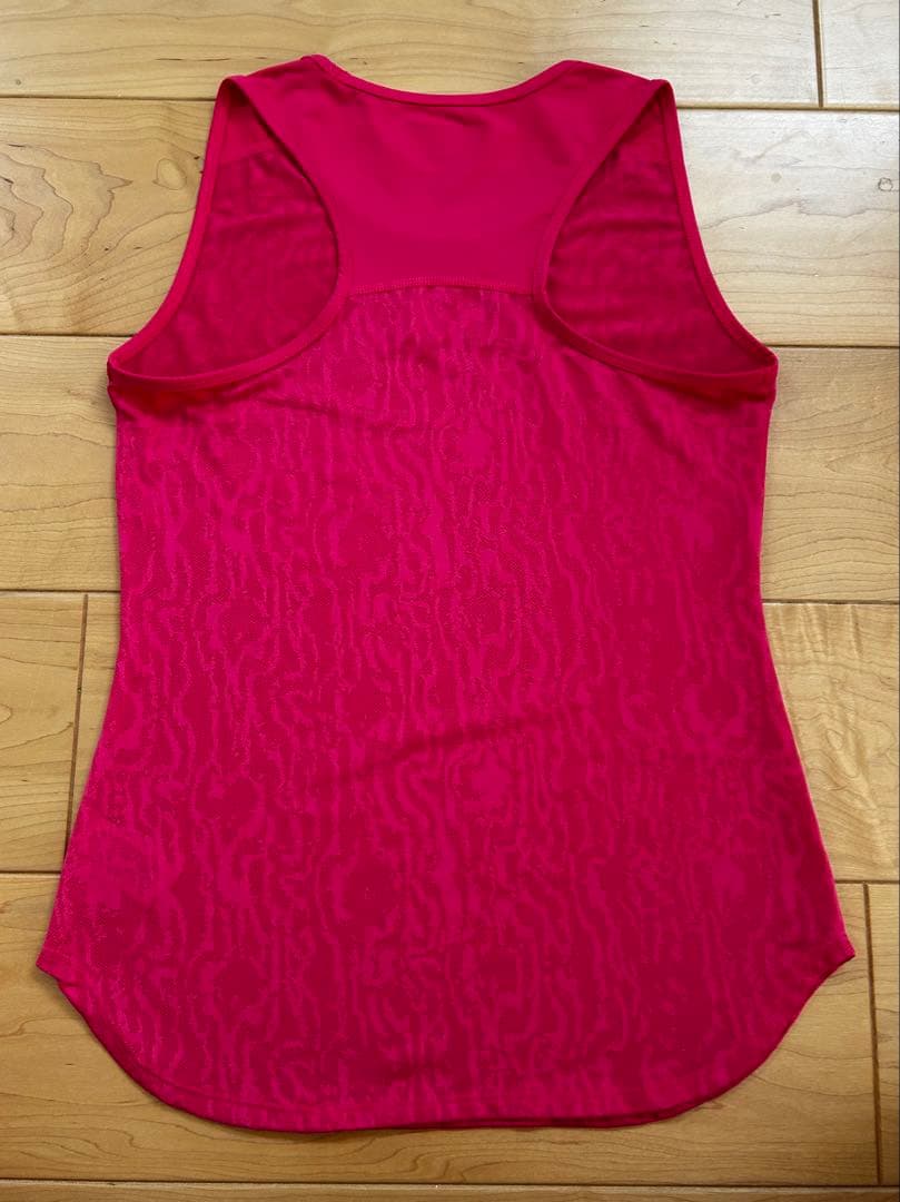 Lija リージャ　タンクトップ美品