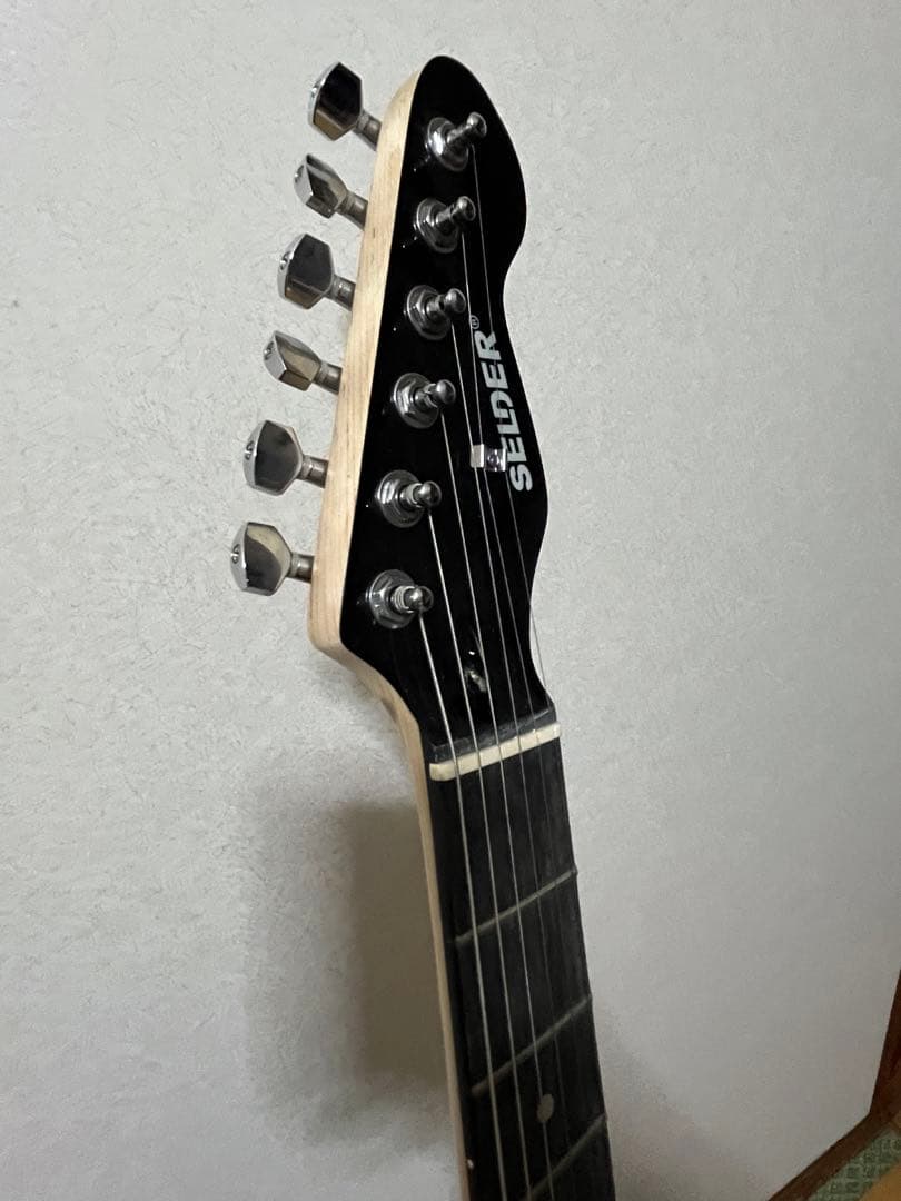 【美品】SELDER ブラック エレキギター (ケース スタンド ケーブル付属)