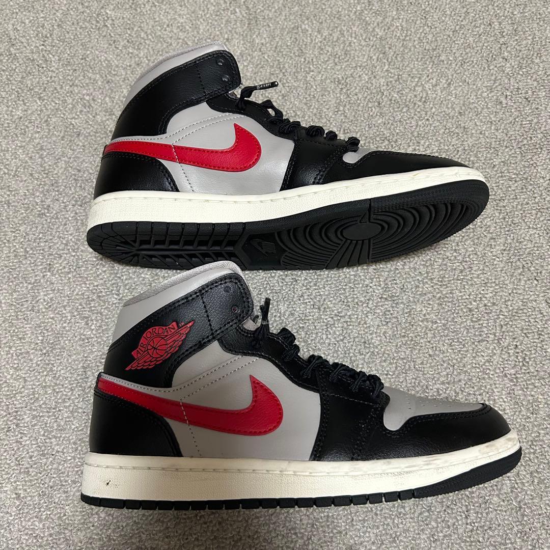 シューズ(女性用) NIKE AIR JORDAN 1MID 24