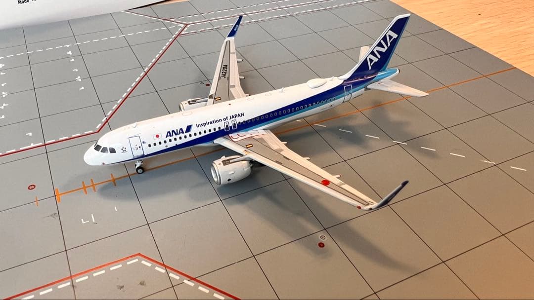 1/400 ANA 全日空 A320neo JA220A