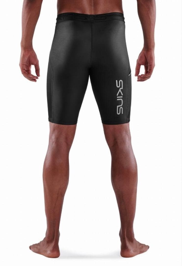 Skins series 3．新品　Lサイズ　メンズ　ブラック