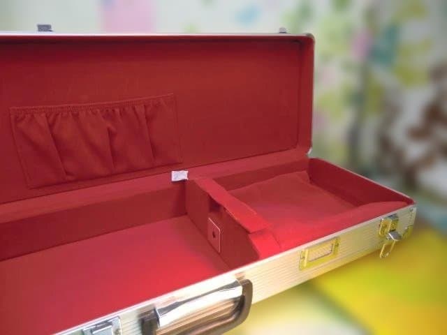 新品未使用(送料無料)13.000円　沖縄三線専用　一丁入アルミハードケース