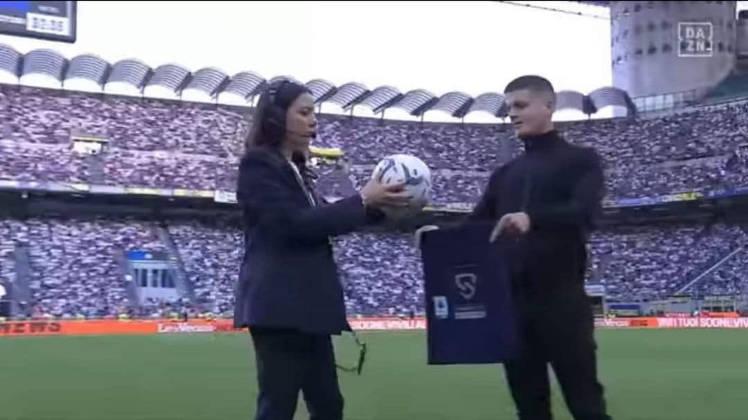 【最終SALE】 鎌田大地ゴールボール Serie A Tim 公式試合球　限定