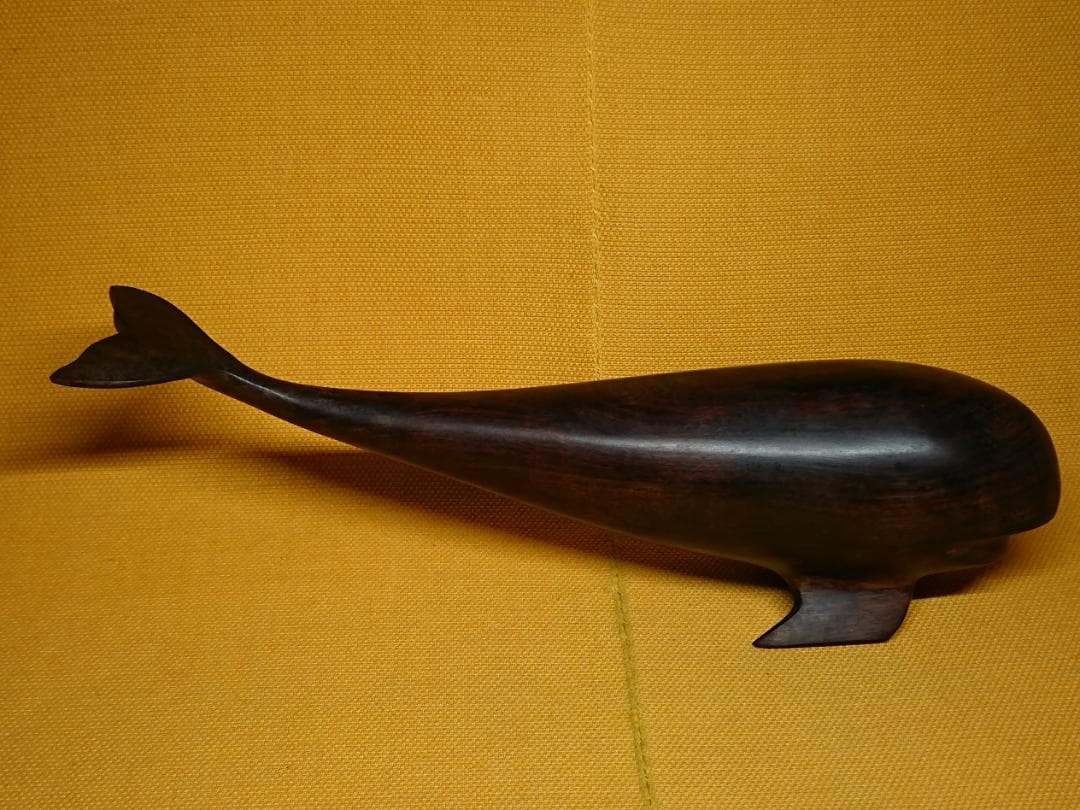 【美品】サカナ　クジラ　鯨　木彫　置物　インテリア　工芸品　美術品　A1232