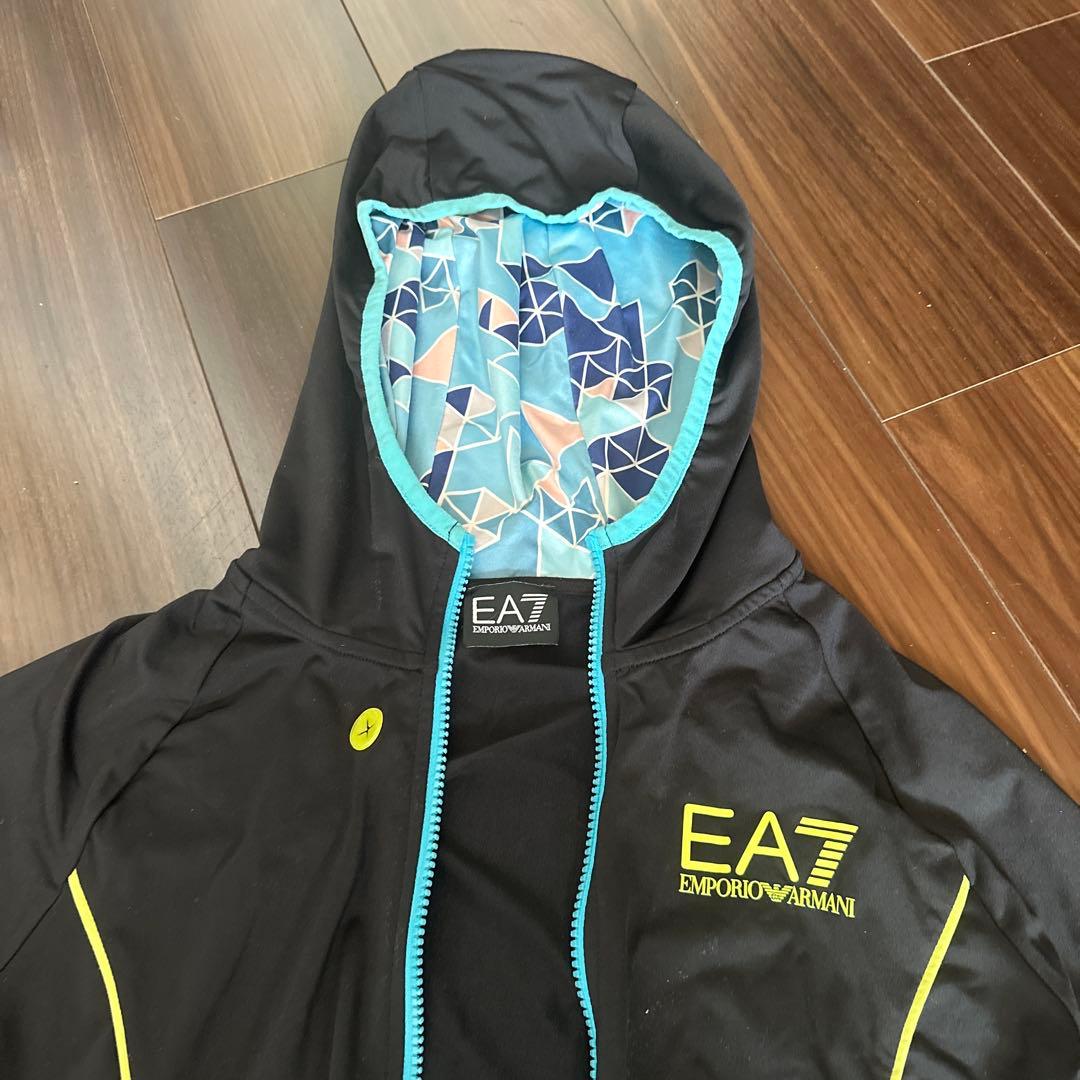 EA7 Emporio Armani レディースフード付きジャケット