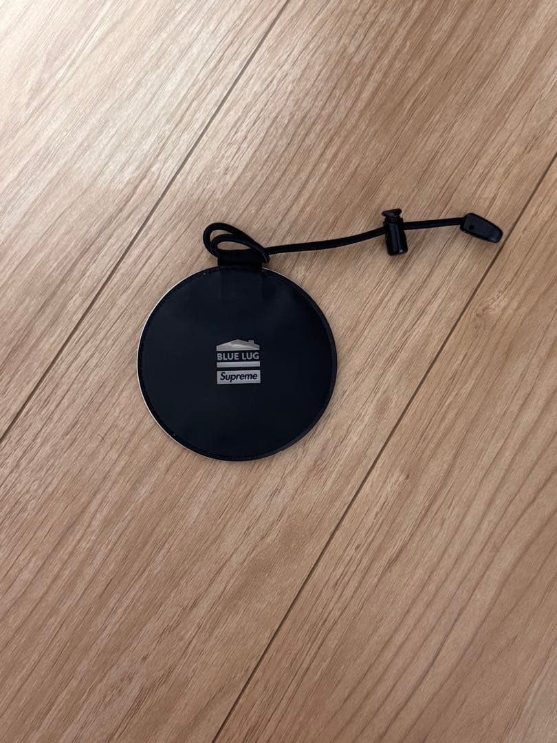 ま*ぐ様 Supreme BLUELUG リフレクター シュプリーム ブルーラグ