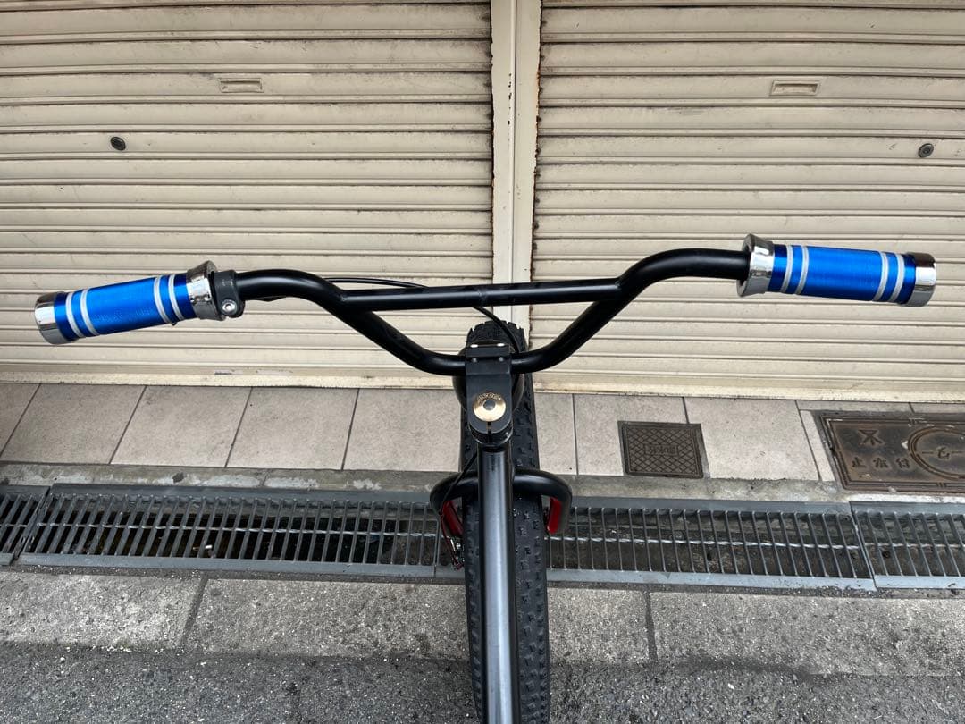 引き取り限定！ブロンクスの26インチ！カスタム多数！