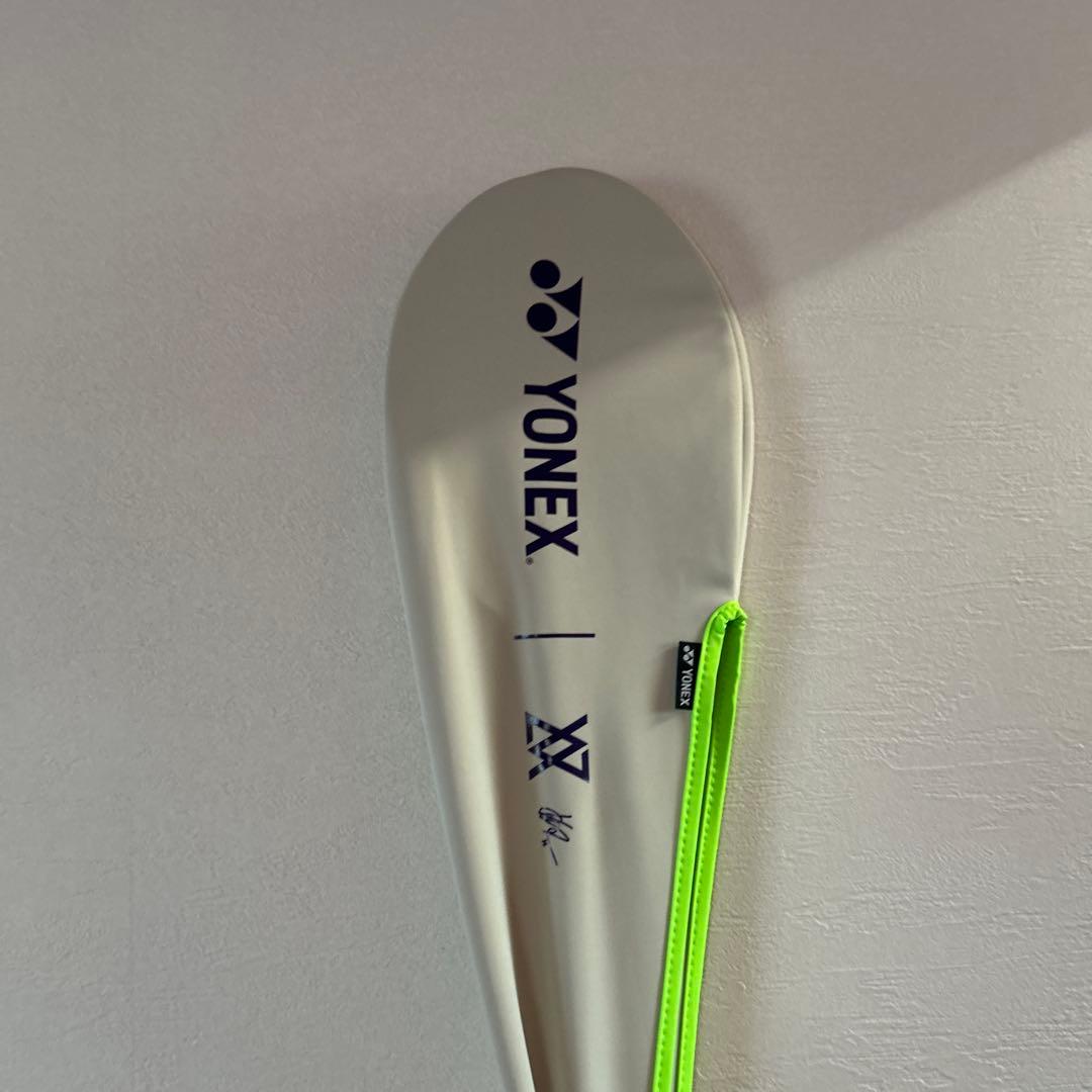 YONEX100ZZアクセルセン バドミントンラケット