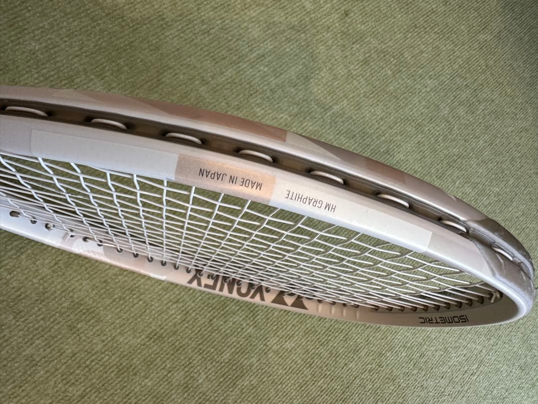 【美品】YONEX VCORE 100 サンドベージュ