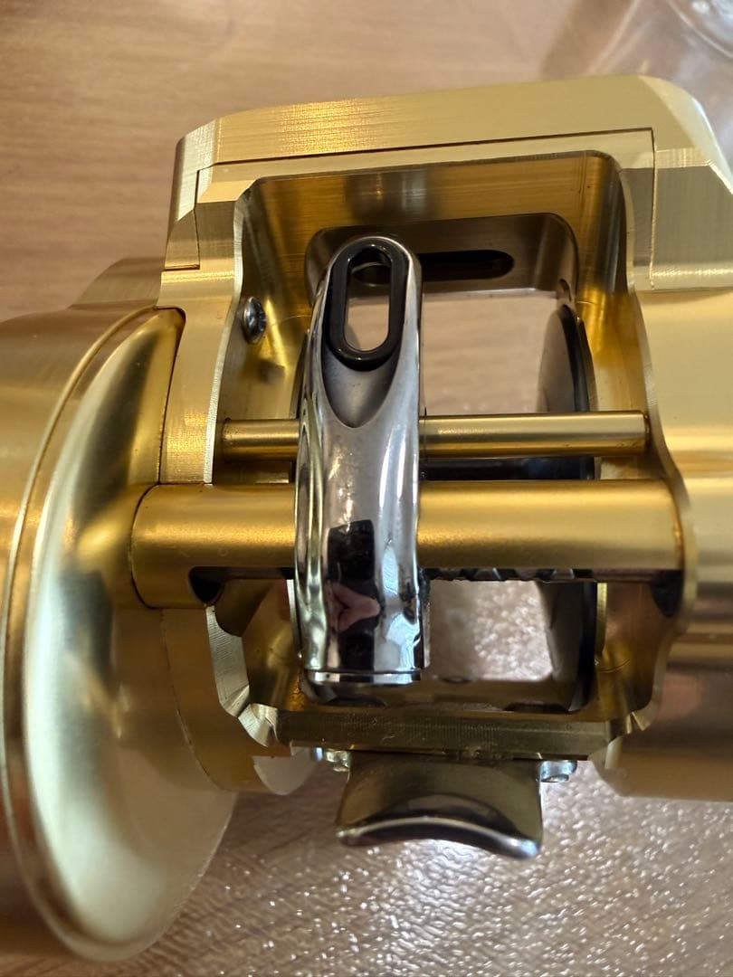 SHIMANO OCEA CONQUEST CT 300PG 両軸リール