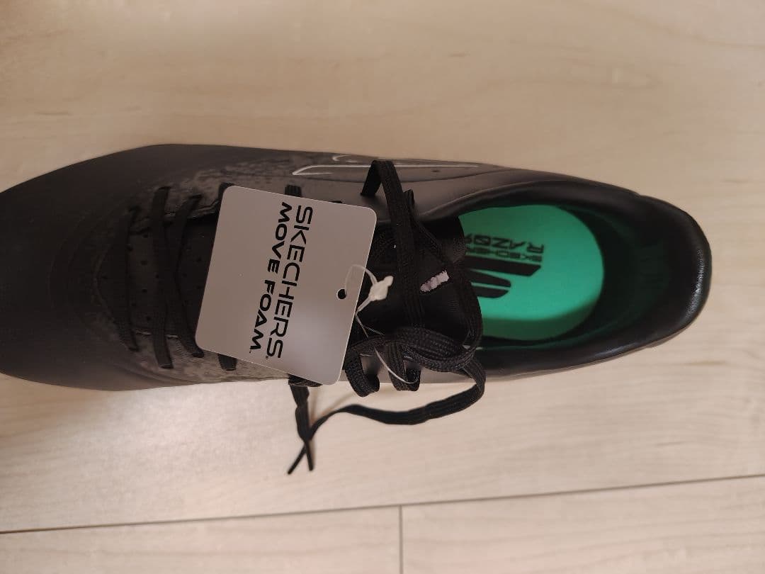 新品 スケッチャーズ Skechers Razor Gold TF 26㎝