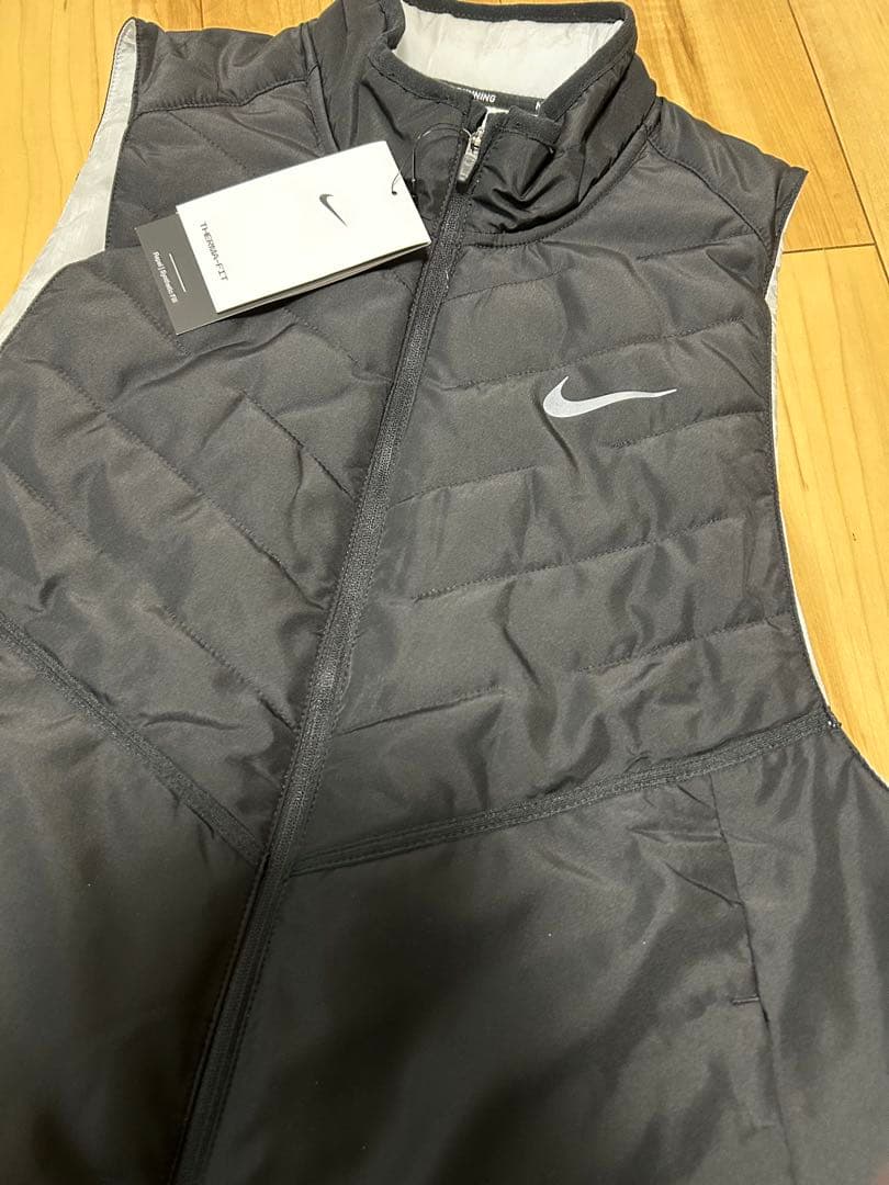NIKE ナイキ　中綿ベスト メンズ アウター 防寒 ランニング ベスト
