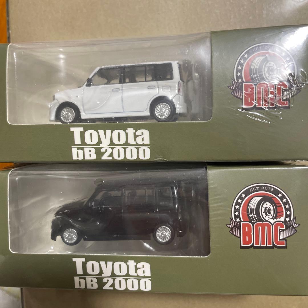 黒白セット 1/ 64 トヨタ 2000 bB BMC ミニカー 二台