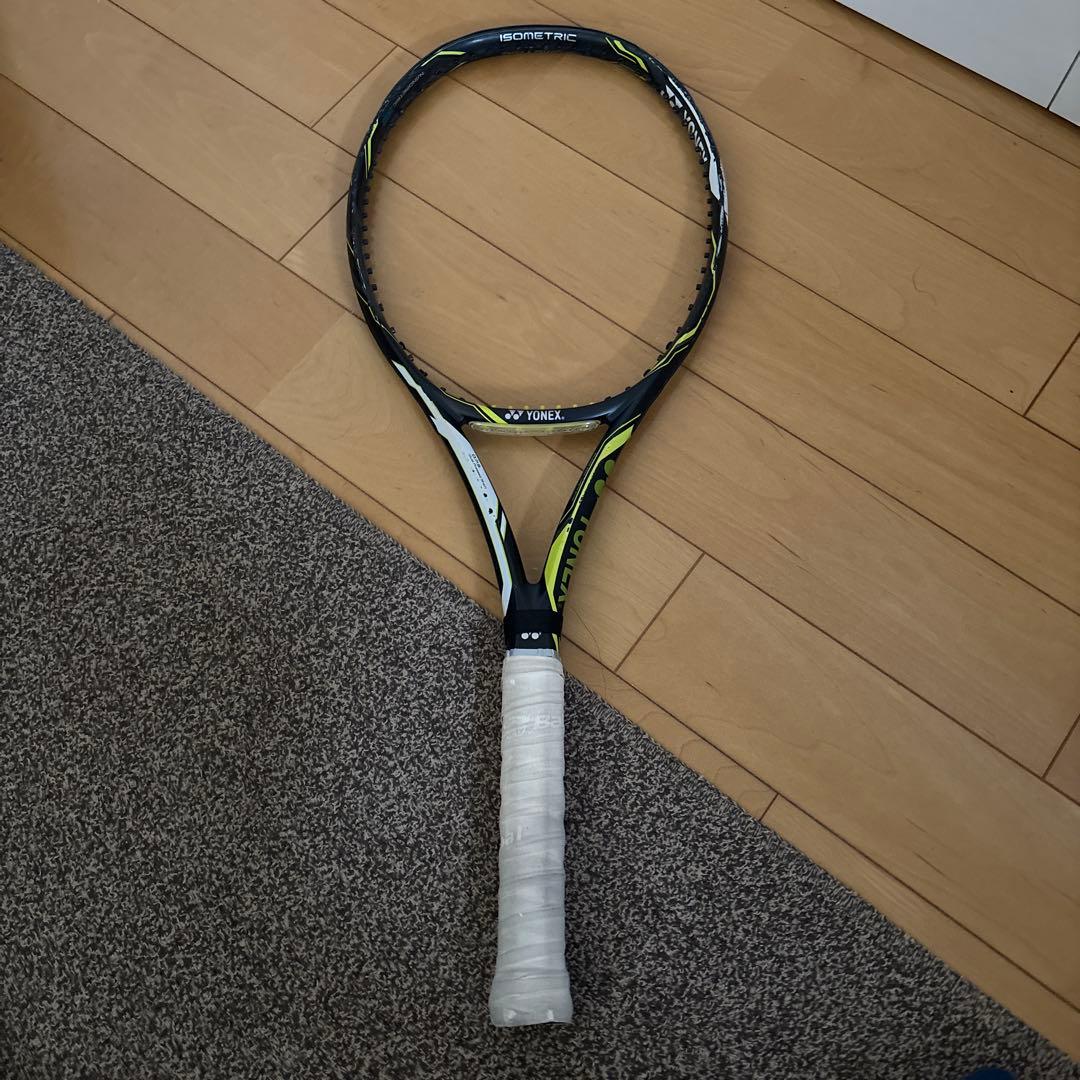 YONEX イーゾーン98(グリップ2) 硬式テニス　ラケット　2本