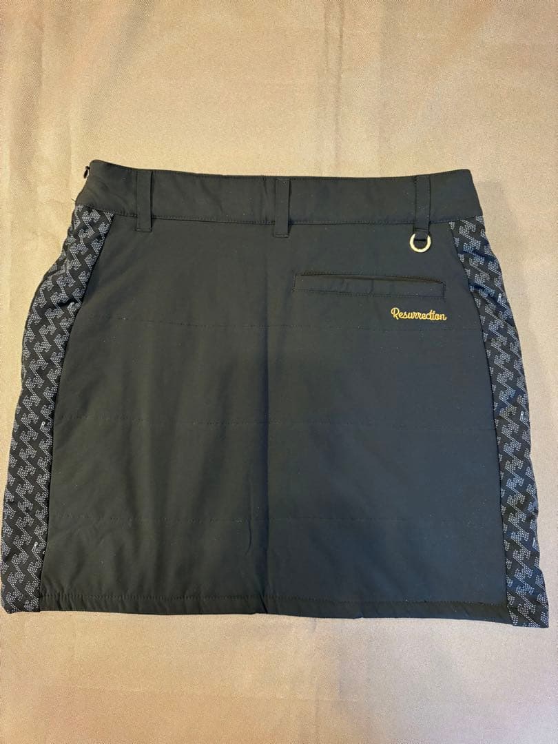 レザレクション　中綿スカート