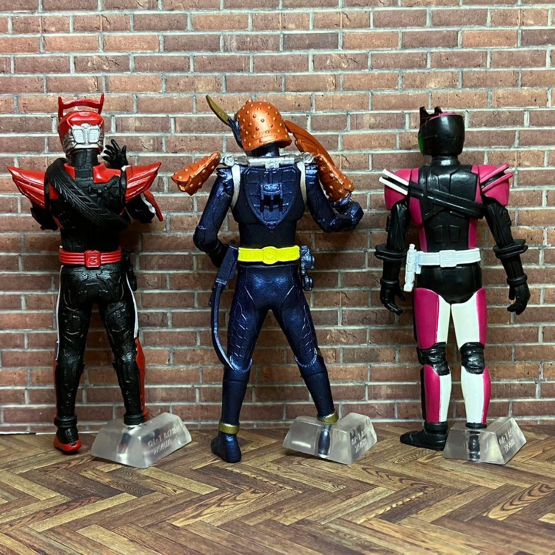 HGシリーズ レジェンドライダー vol.1　ドライブ　鎧武　ディケイド