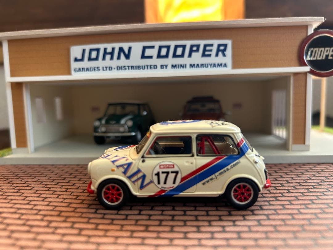 【希少】スパークSpark 1/43 ヴァルタンミニVALTAIN MINI