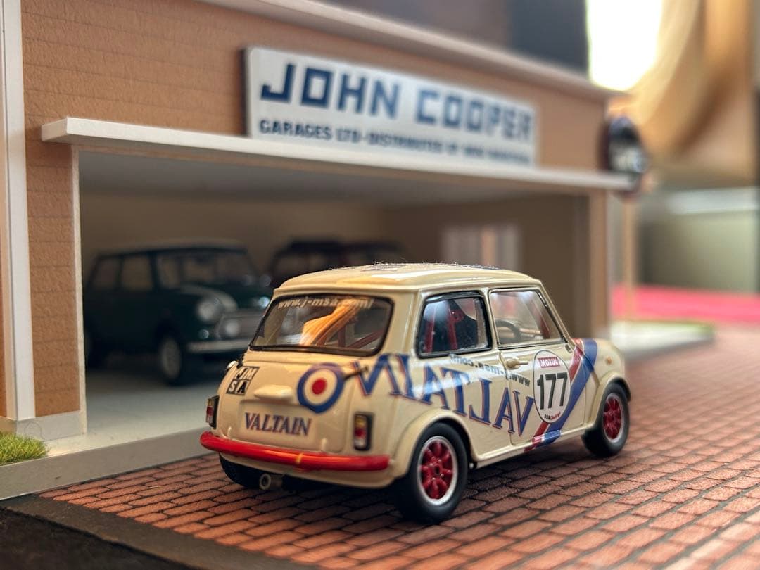 【希少】スパークSpark 1/43 ヴァルタンミニVALTAIN MINI