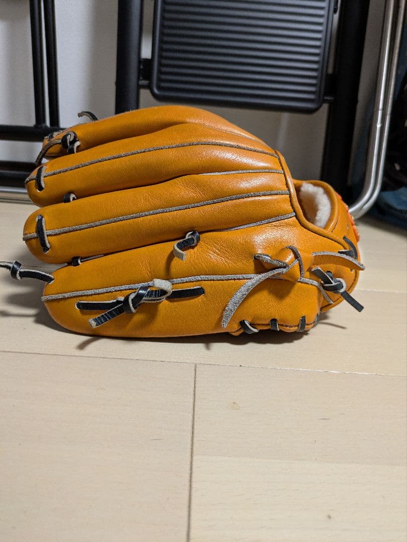 adidas 硬式グローブ オレンジ