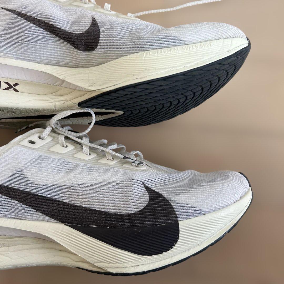 Nike VAPORFLY04 25.5cmランニングシューズ