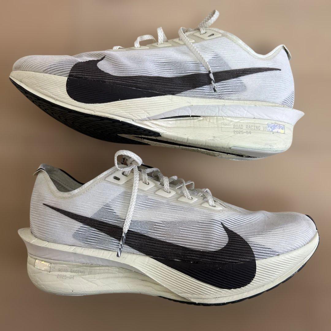 Nike VAPORFLY04 25.5cmランニングシューズ