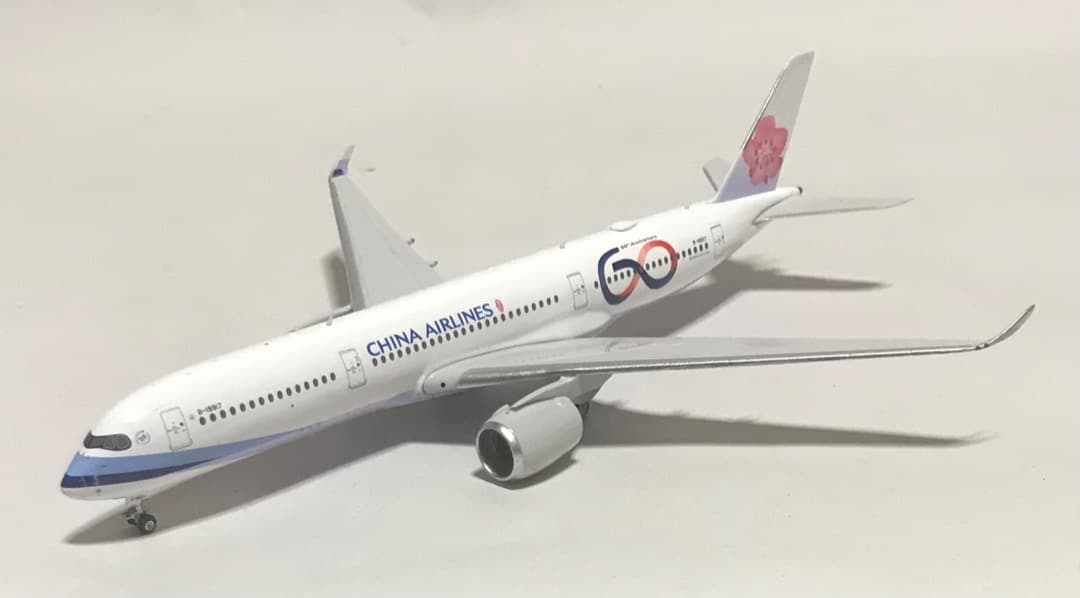航空機・ヘリコプター China Airlines A350-900 \"60th years\"