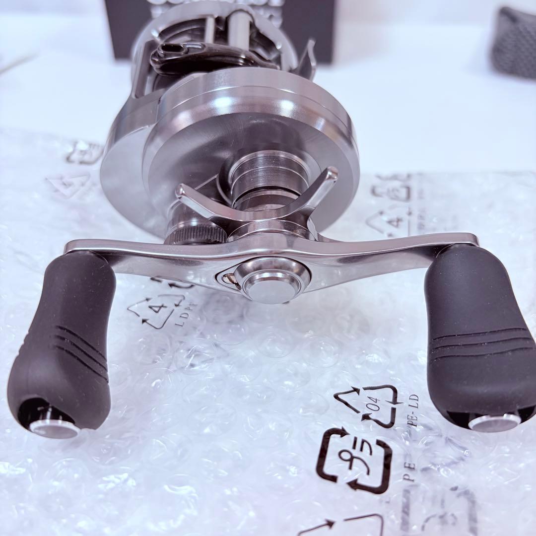 20カルカッタコンクエスト200DC HG SHIMANO リール　釣り