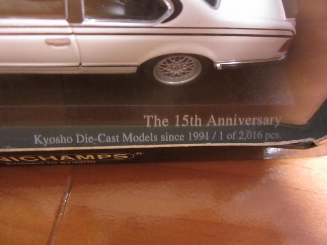 ミニチャンプス 1/43  635CSi ホワイト 2,016台限定